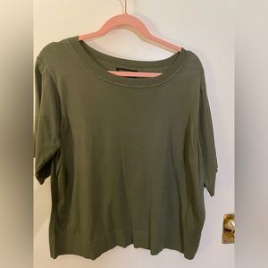 Banana Republic Short Sleeve Sweater - Olive Green - XL